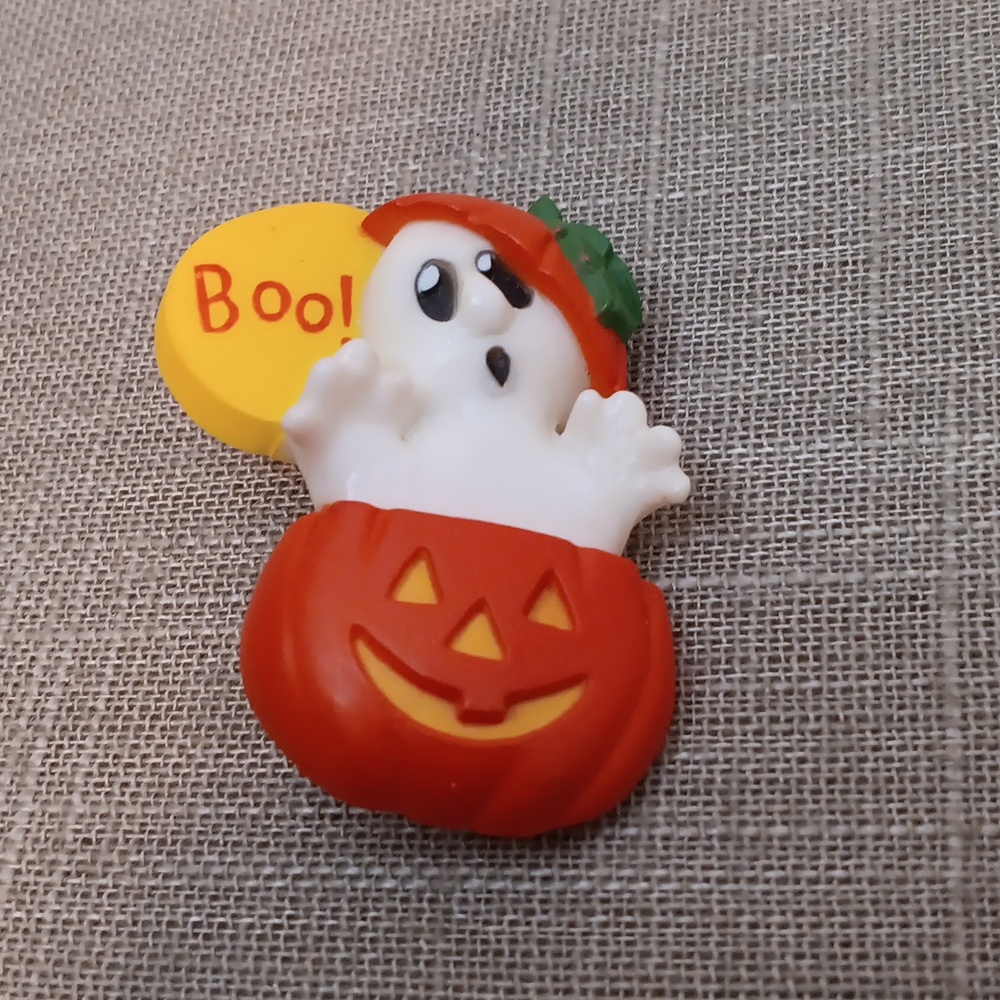 Hallmark Halloween Pumpkin Ghost Pin Plastic Vintage